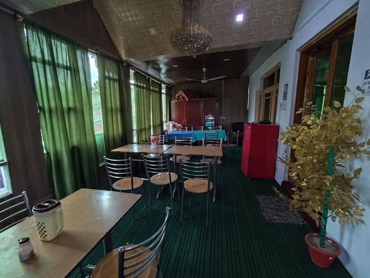 Hotel New Heaven Canal Srīnagar Exterior foto