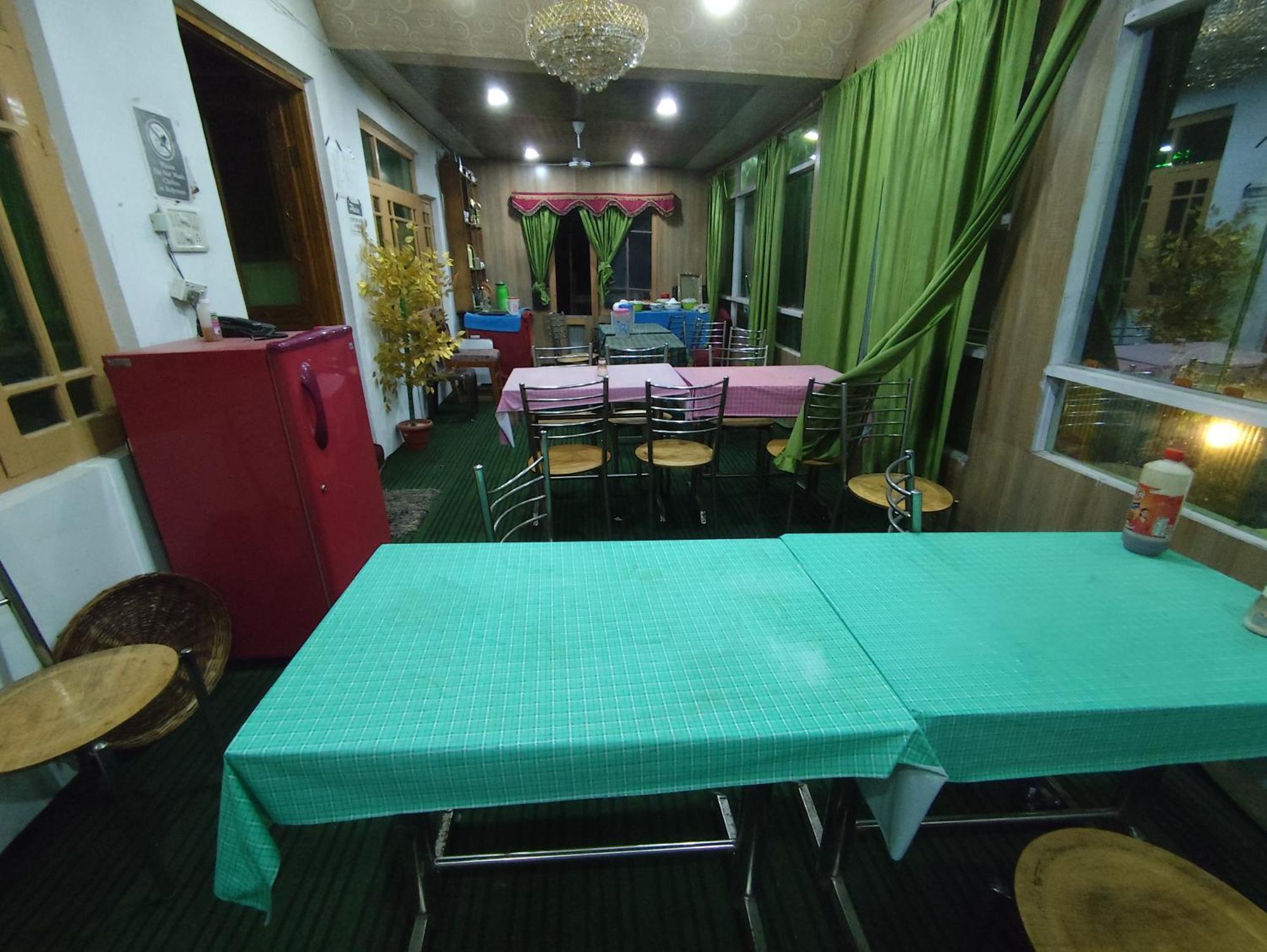 Hotel New Heaven Canal Srīnagar Exterior foto