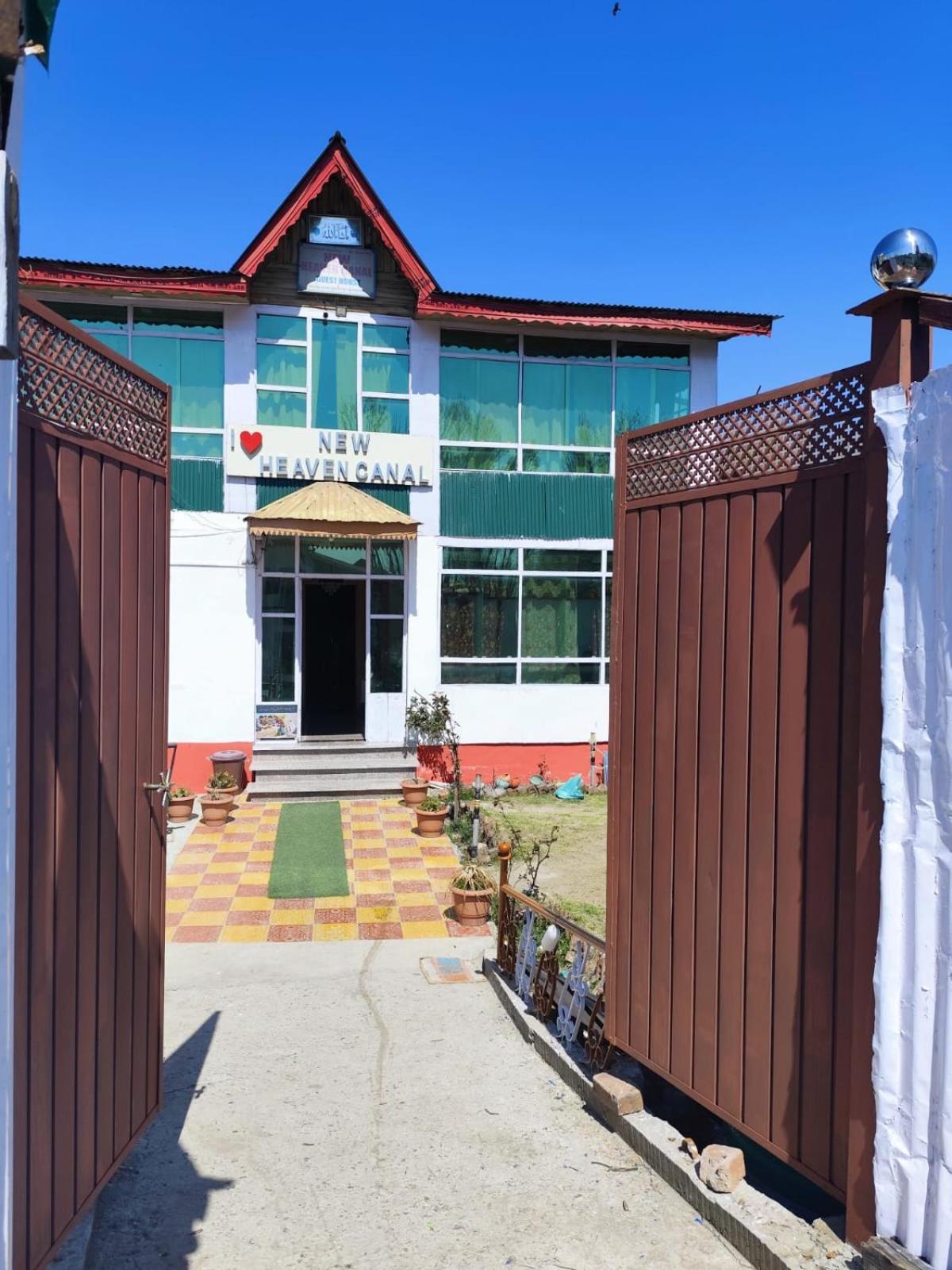 Hotel New Heaven Canal Srīnagar Exterior foto